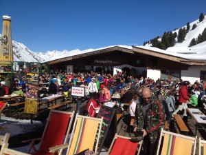 The Neederhutte, Obergurgl -amazing lunch time tanning !