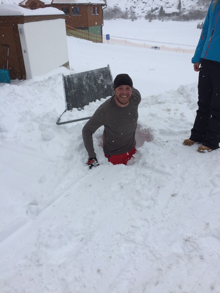Knee deep in snow , Obergurgl 